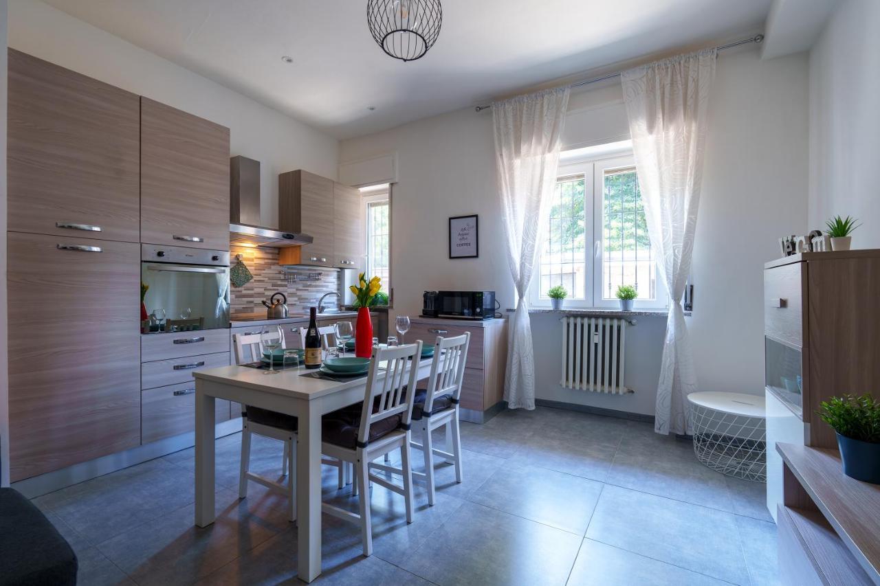Apartment Duomo/linate Parcheggi Gratis E Tram Sotto Casa Mailand